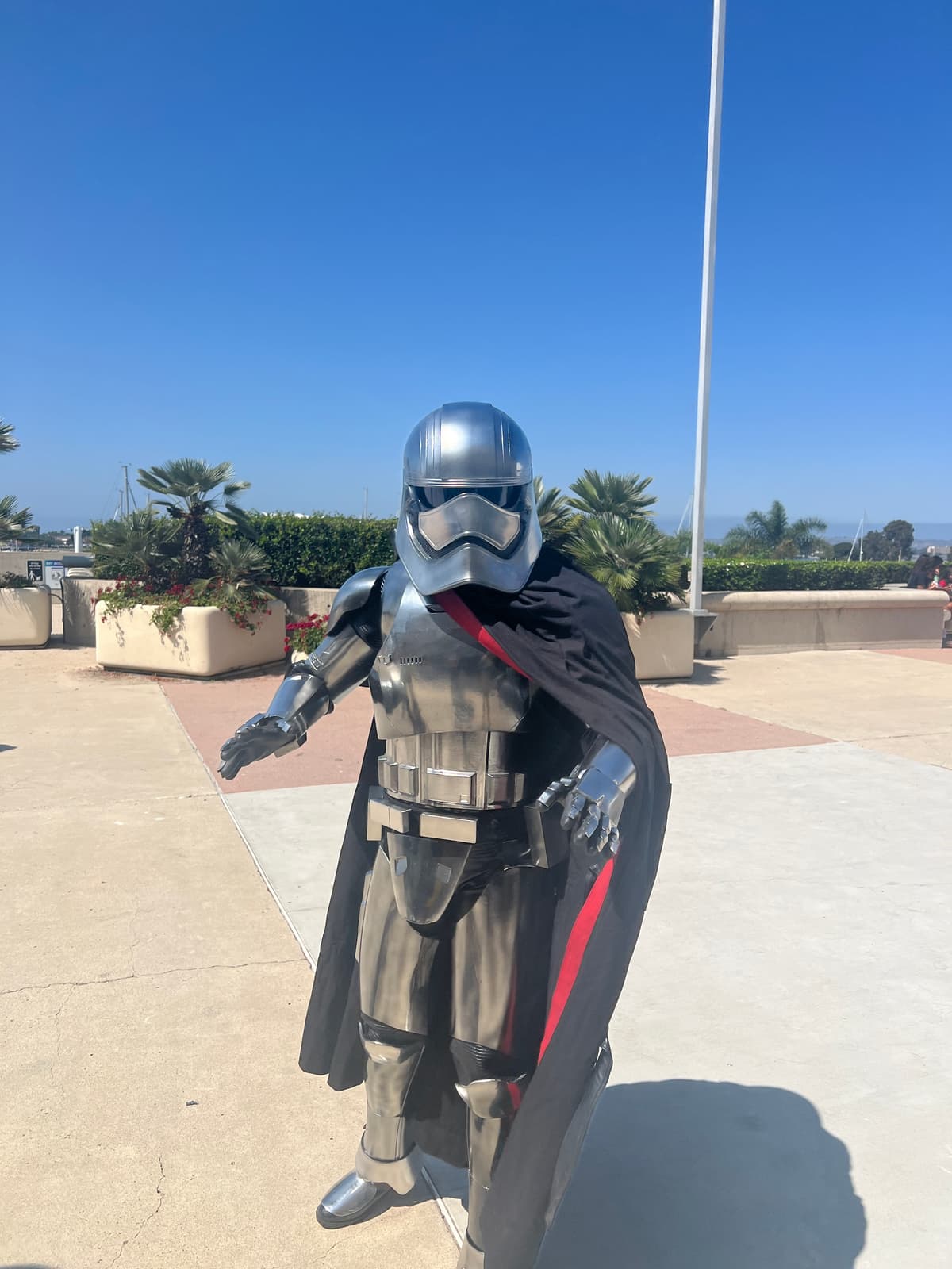 Jen in Captain Phasma armor.